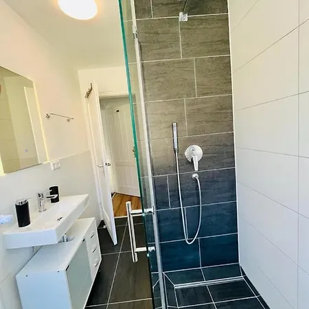 דירה 3rooms Modern Near Mtu- Lakescape Fewos *